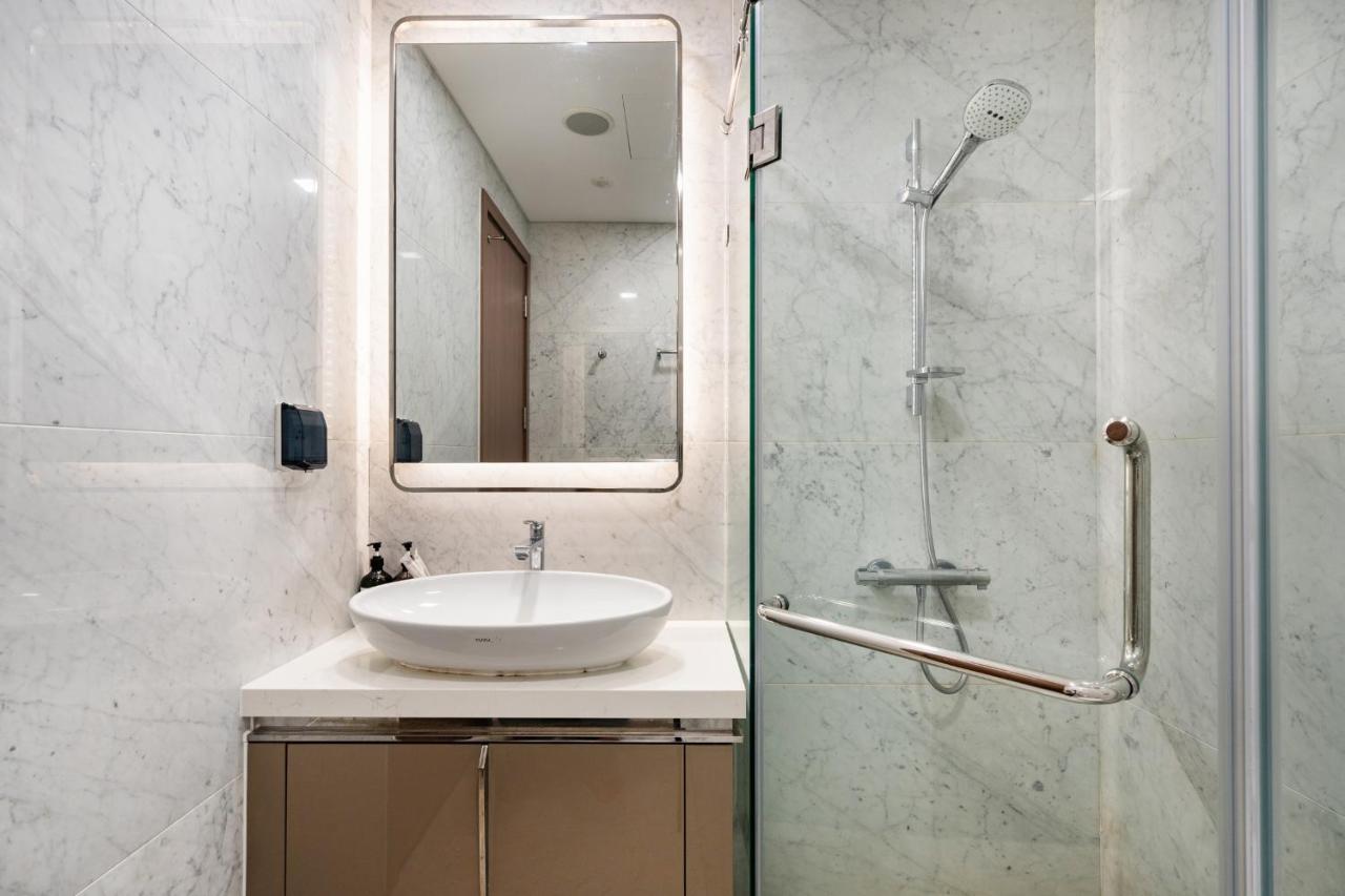 Landmark 81 - Luxury Condotel Ho Chi Minh City Exterior photo